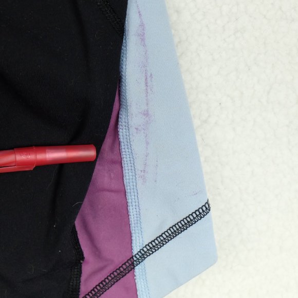 Lululemon Womens Yoga Pants 10 Black Blue Capri Stretchy Athletic Athleisure Gym - Picture 12 of 13